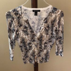 White House black market top